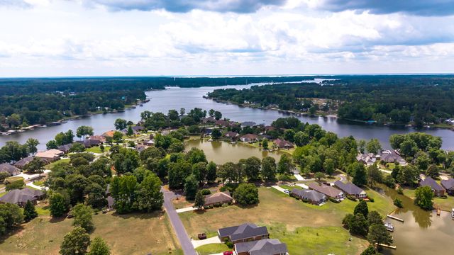 152 Plantation Drive, Manning, SC 29102