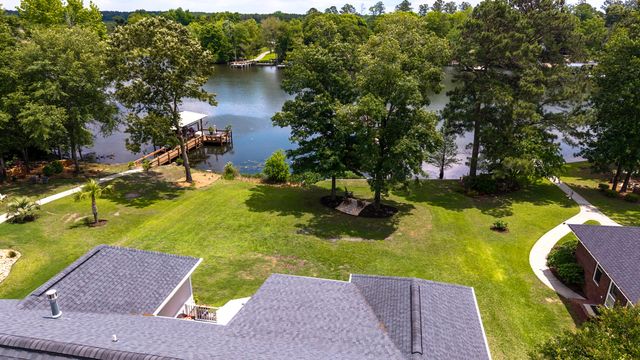 152 Plantation Drive, Manning, SC 29102