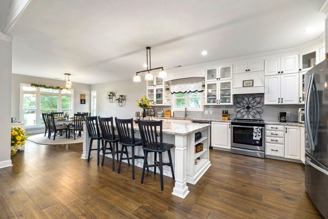 152 Plantation Drive, Manning, SC 29102