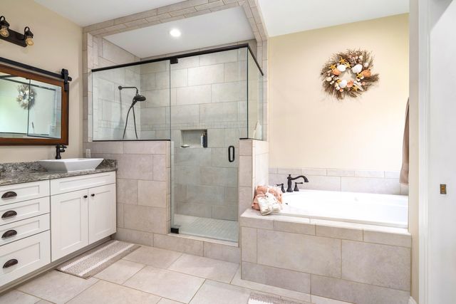 152 Plantation Drive, Manning, SC 29102