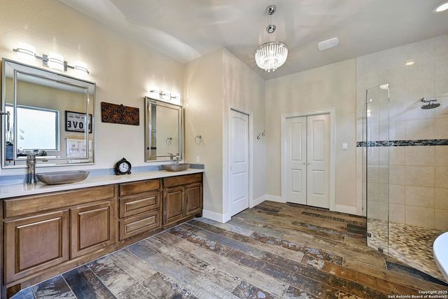 118 S John Bird, Blanco, TX 78606