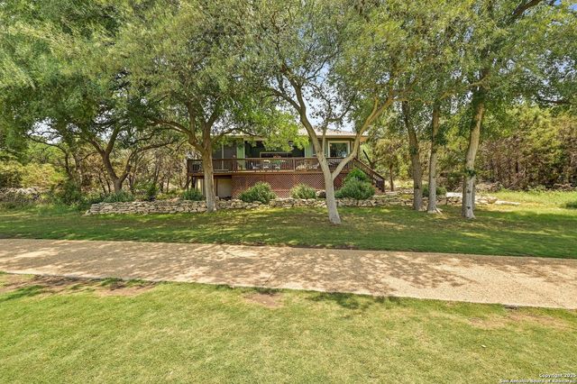 118 S John Bird, Blanco, TX 78606