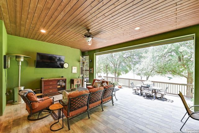 118 S John Bird, Blanco, TX 78606