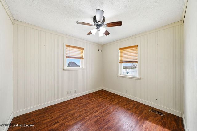 135 Cotton Ln, Taylorsville, KY 40071