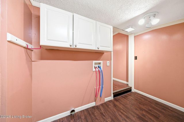 135 Cotton Ln, Taylorsville, KY 40071