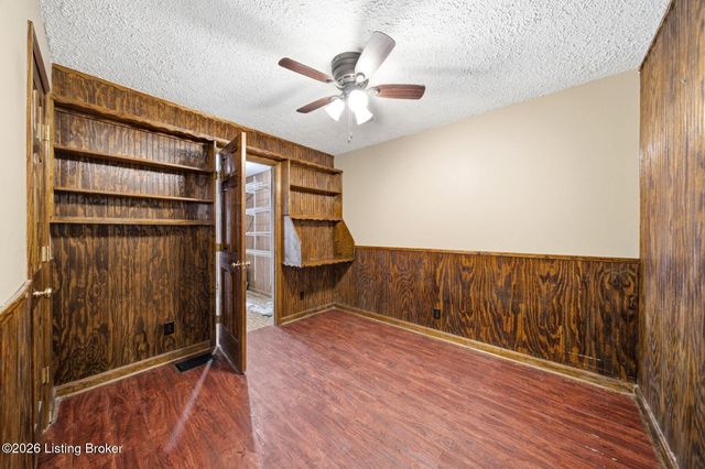 135 Cotton Ln, Taylorsville, KY 40071