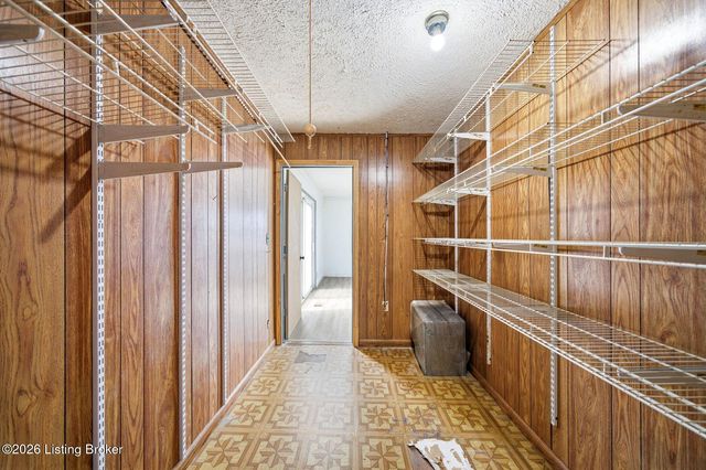 135 Cotton Ln, Taylorsville, KY 40071