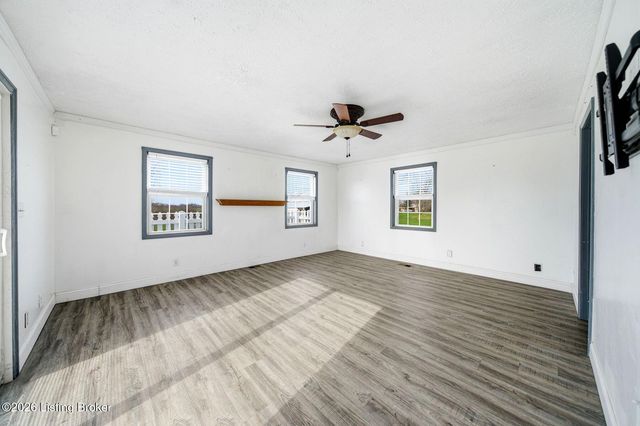 135 Cotton Ln, Taylorsville, KY 40071