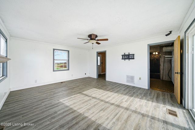 135 Cotton Ln, Taylorsville, KY 40071