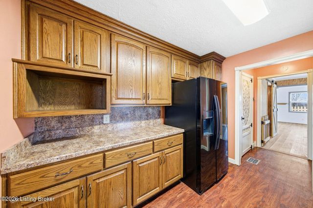 135 Cotton Ln, Taylorsville, KY 40071