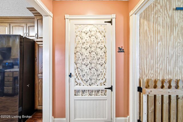 135 Cotton Ln, Taylorsville, KY 40071