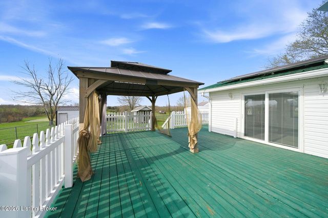 135 Cotton Ln, Taylorsville, KY 40071