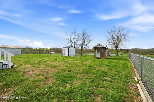 135 Cotton Ln, Taylorsville, KY 40071