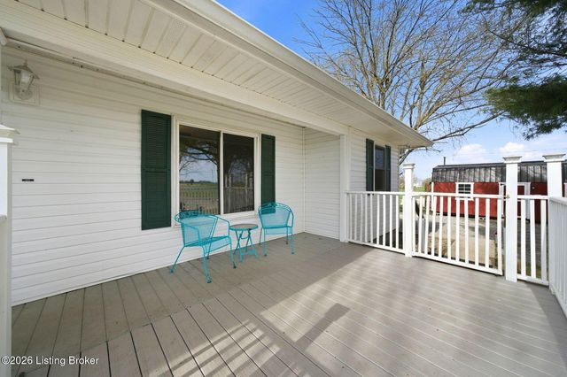 135 Cotton Ln, Taylorsville, KY 40071