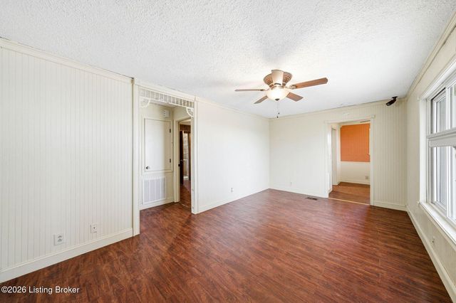 135 Cotton Ln, Taylorsville, KY 40071