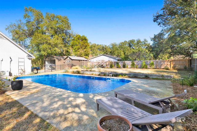 21980 Country Woods Drive, Fairhope, AL 36532