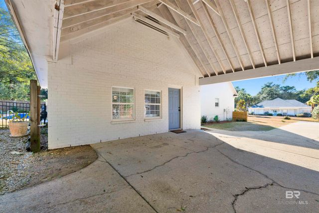 21980 Country Woods Drive, Fairhope, AL 36532