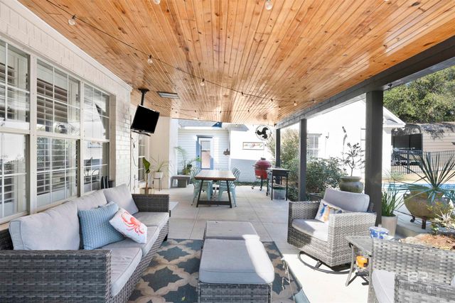 21980 Country Woods Drive, Fairhope, AL 36532