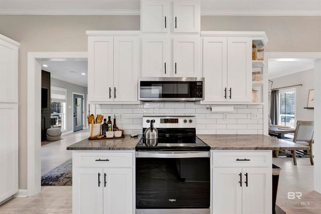 21980 Country Woods Drive, Fairhope, AL 36532