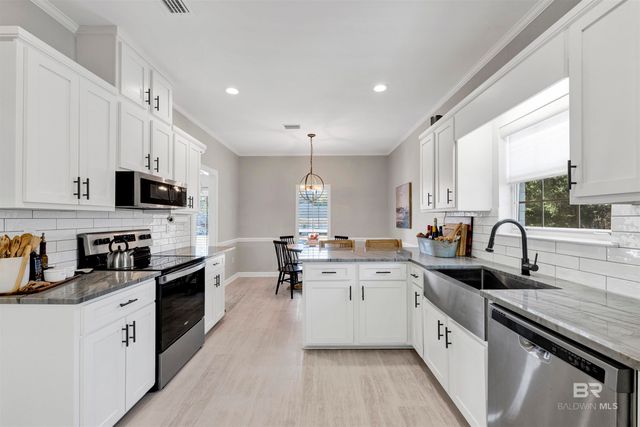 21980 Country Woods Drive, Fairhope, AL 36532