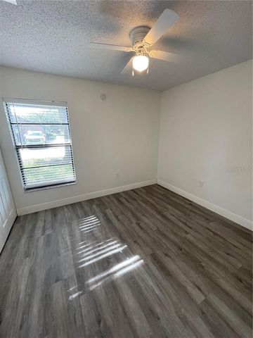 2901 SQUIRE OAK COURT, St Cloud, FL 34769