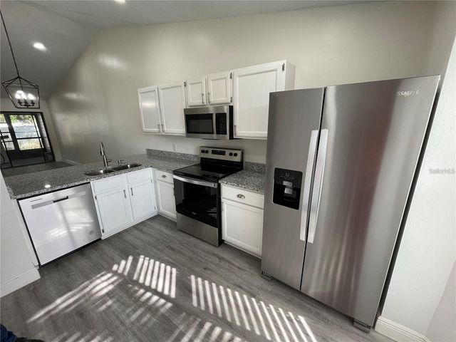 2901 SQUIRE OAK COURT, St Cloud, FL 34769