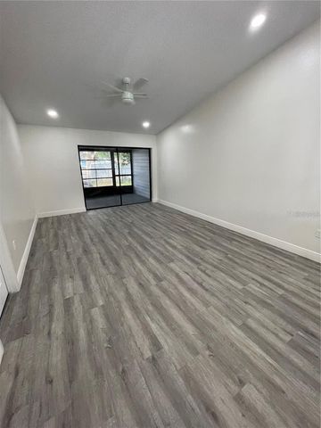 2901 SQUIRE OAK COURT, St Cloud, FL 34769