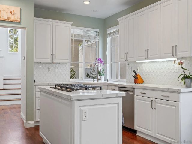 4654 Vereda Mar Del Sol, San Diego, CA 92130