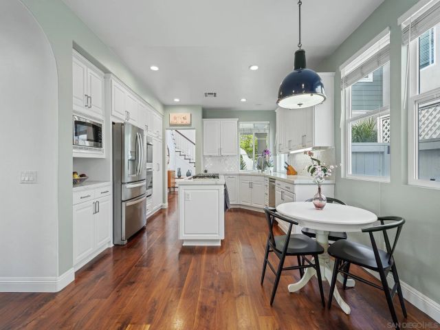 4654 Vereda Mar Del Sol, San Diego, CA 92130