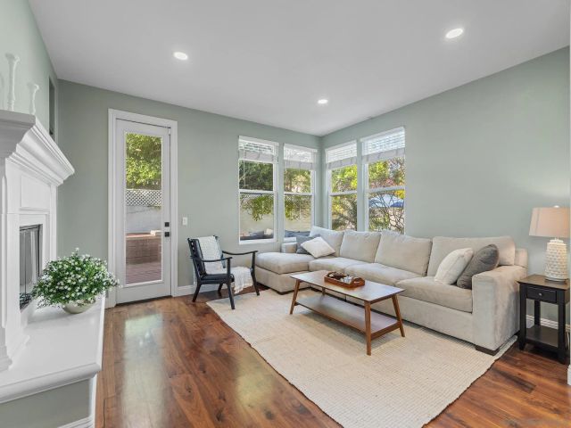 4654 Vereda Mar Del Sol, San Diego, CA 92130