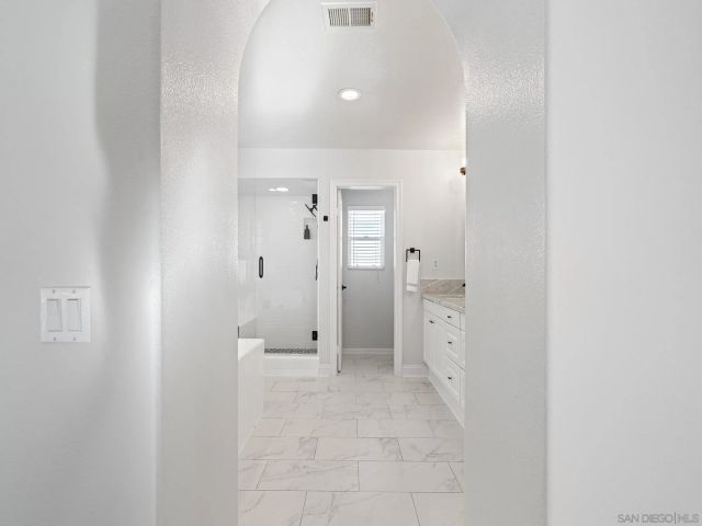 4654 Vereda Mar Del Sol, San Diego, CA 92130