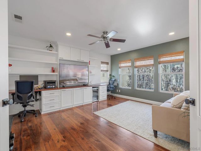 4654 Vereda Mar Del Sol, San Diego, CA 92130