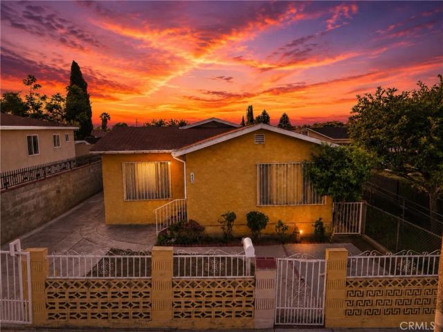 440 N Ezra, Los Angeles, CA 90063