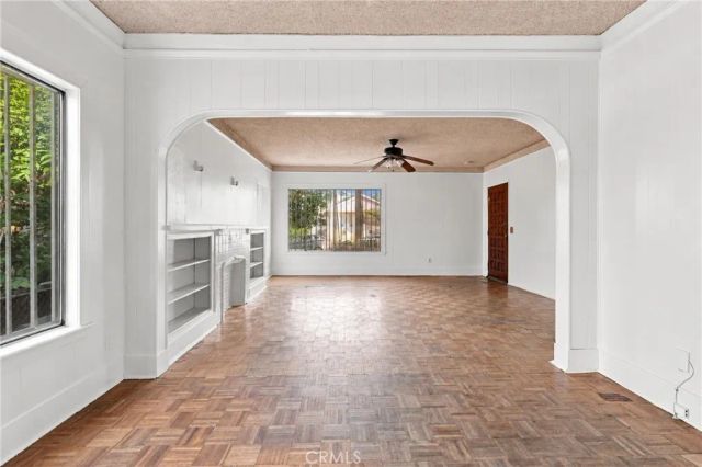 440 N Ezra, Los Angeles, CA 90063