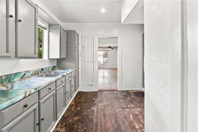 440 N Ezra, Los Angeles, CA 90063