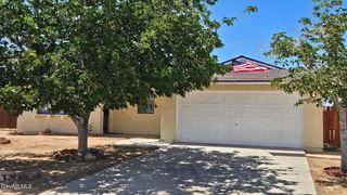 10409 Redwood Boulevard, California City, CA 93505