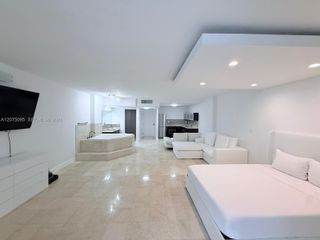 2301 Collins Avenue 621, Miami Beach, FL 33139