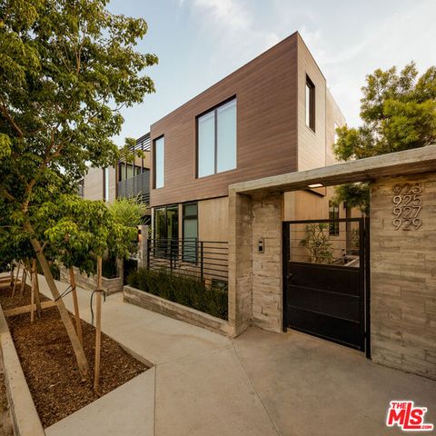 923 N Hilldale Avenue, West Hollywood, CA 90069