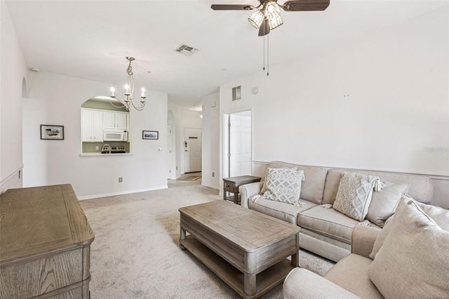 8300 PORTOFINO DRIVE 102, Davenport, FL 33896