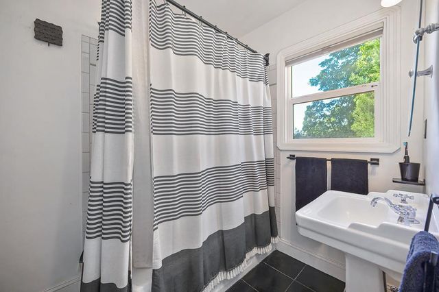 10524 Alta St, Grass Valley, CA 95945
