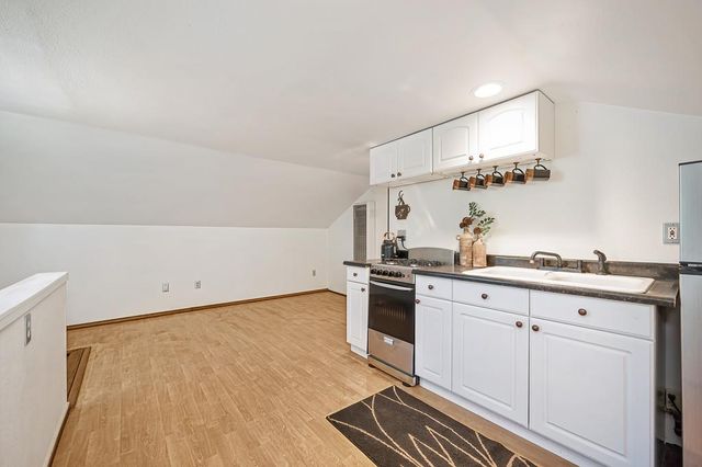 10524 Alta St, Grass Valley, CA 95945