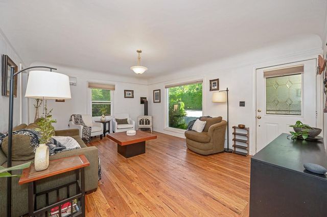 10524 Alta St, Grass Valley, CA 95945