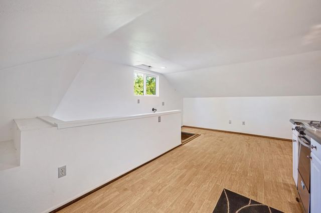 10524 Alta St, Grass Valley, CA 95945