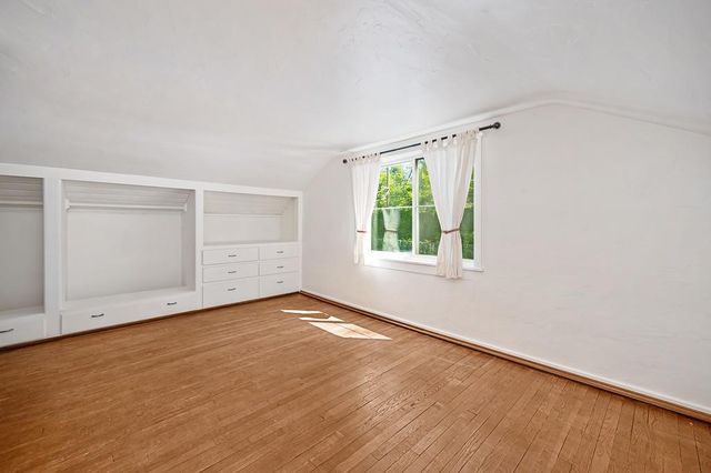 10524 Alta St, Grass Valley, CA 95945