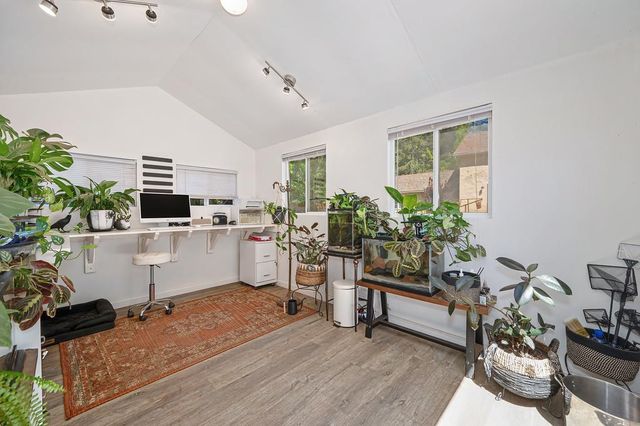 10524 Alta St, Grass Valley, CA 95945