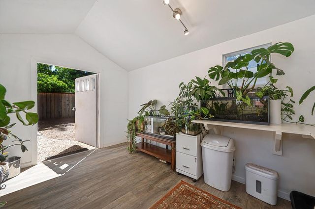 10524 Alta St, Grass Valley, CA 95945