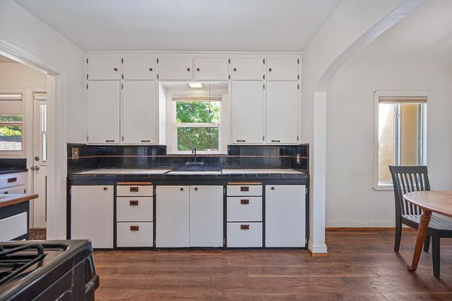 10524 Alta St, Grass Valley, CA 95945