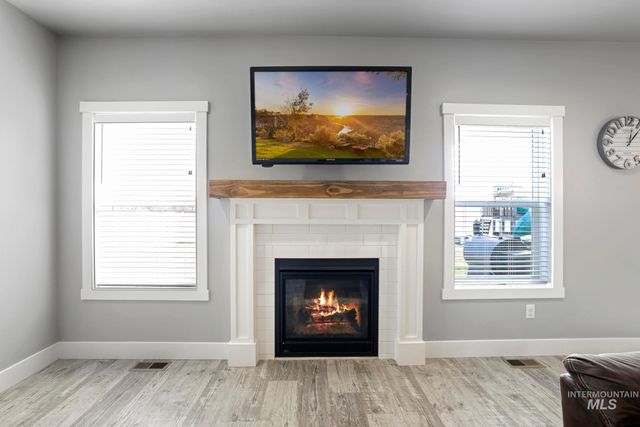 1393 Golden Pheasant Dr, Twin Falls, ID 83301