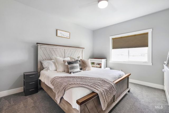 1393 Golden Pheasant Dr, Twin Falls, ID 83301