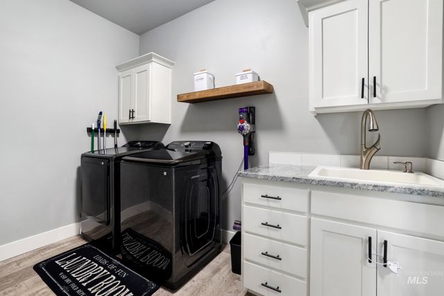 1393 Golden Pheasant Dr, Twin Falls, ID 83301